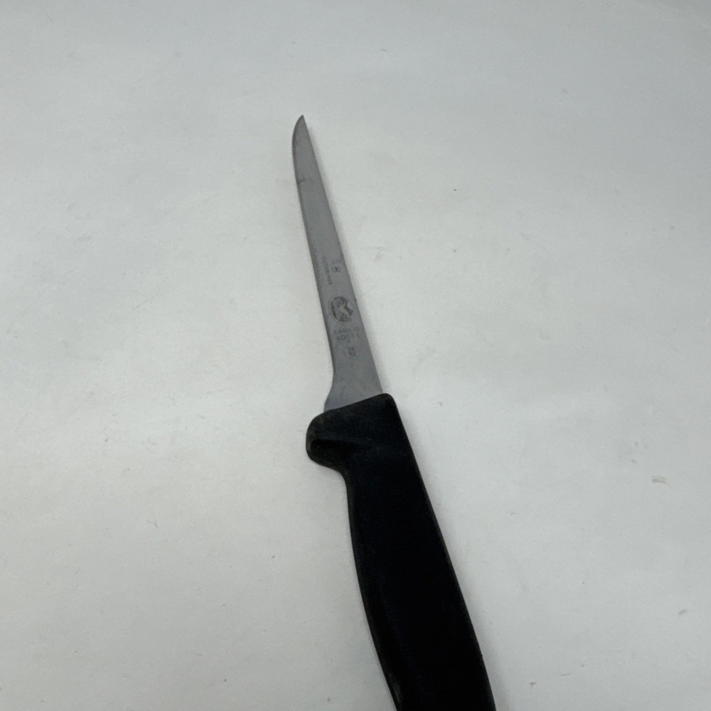 Victorinox 40511 6" Boning Knife Fibrox Handle Switzerland NSF Rated - Picture 6 of 12